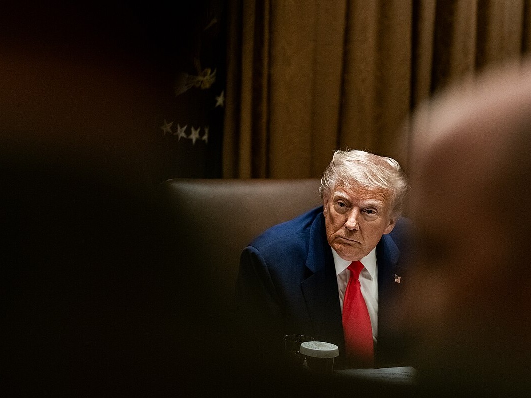 Trump’s Epstein Letter: Sparks Political Firestorm