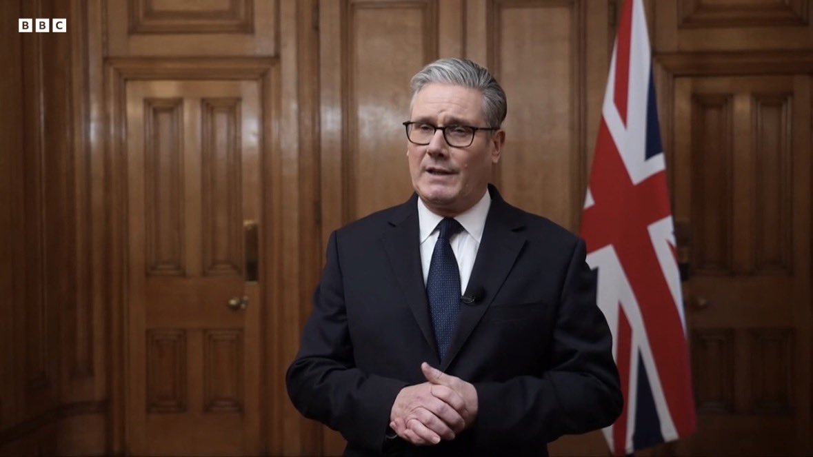 Graphic highlighting Starmer's response to Trump over NATO troops in Afghanistan