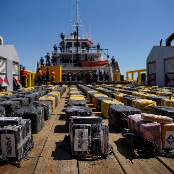 El Salvador Navy displays seized cocaine aboard intercepted vessel, in La Union - Photo by Camilo Freedman/Reuters