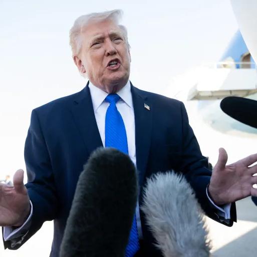 Donald Trump at a press event amid renewed focus on Iran and the Strait of Hormuz. Photo via X / East Info - X / Eastinfo